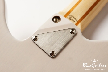 Supreme Collection Stormbreaker Bass - White Blonde #21100